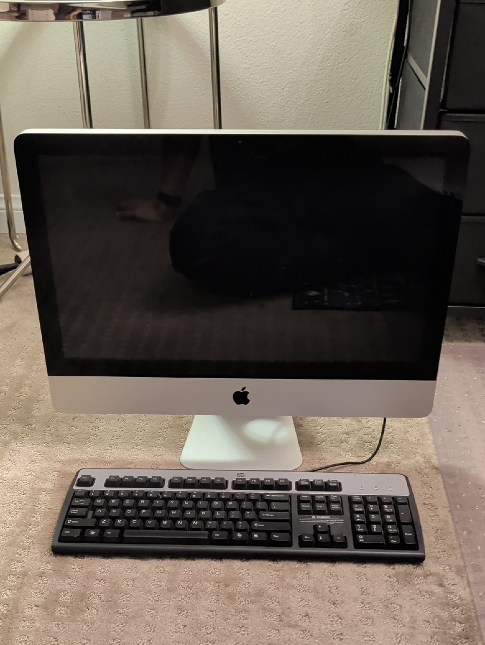 Apple iMac Desktop in Silver with Black Display and Black Keyboard